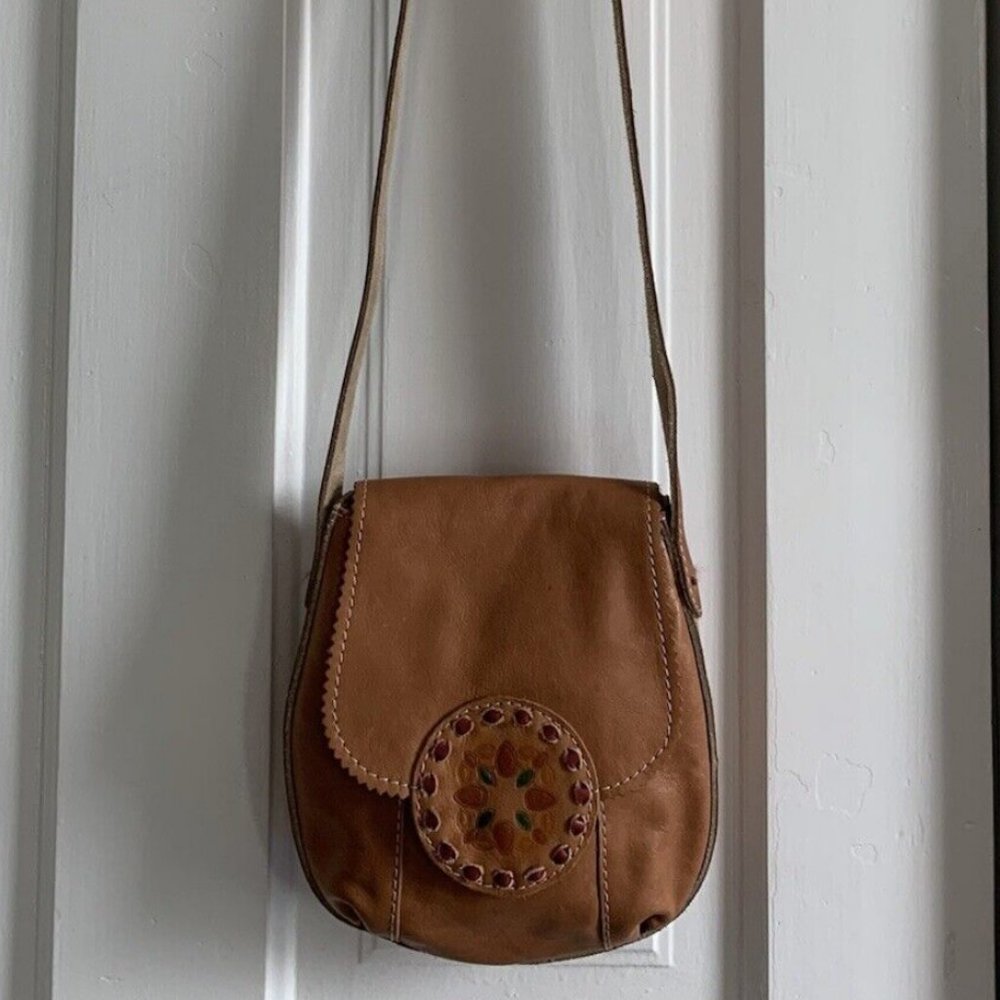 Lucky Brand Del Mar Tan Leather Crossbody Saddle Bag Purse